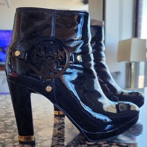 Tory Burch Patent Leather Booties - Black - Size 8